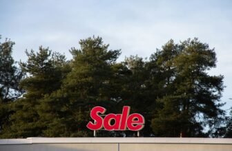 How To Write A Riveting Sales Letter That Closes Sales