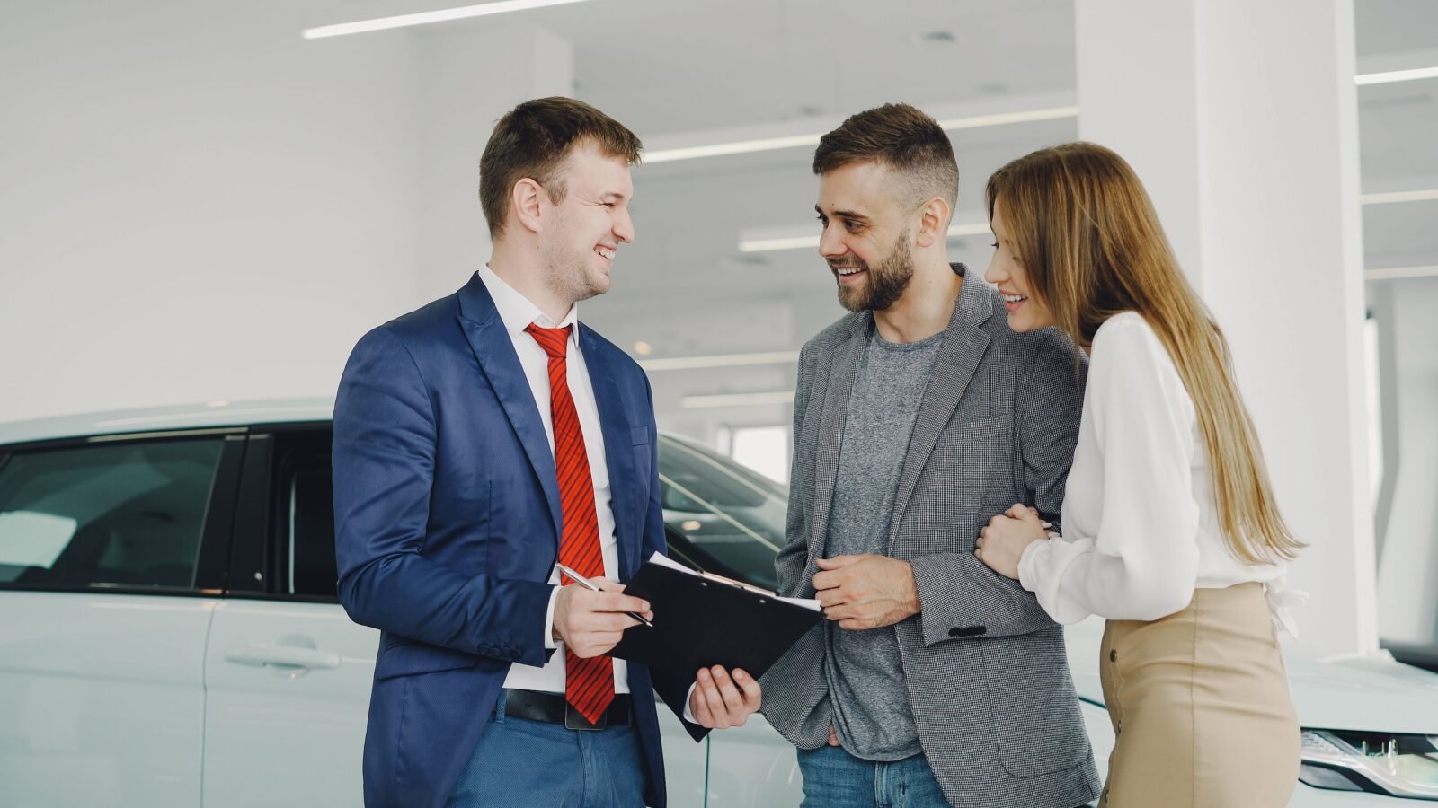 ”WHO” should Be Selling In Your Sales Copy?